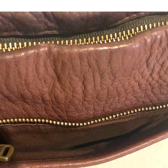 Fossil Brown distressed crossbody Leather Bag with Gold Accents - Picture 7 of 11
